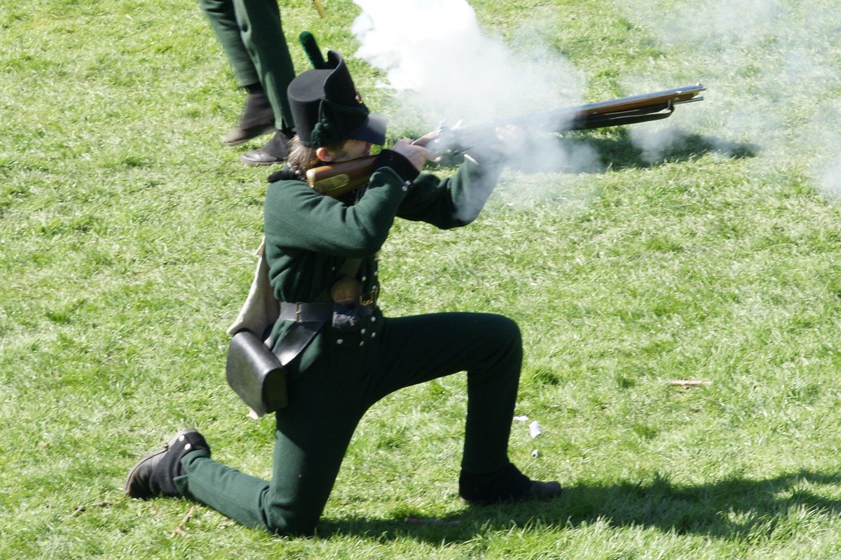 rob30303's tweet photo. Photos from the impressive Napoleonic Siege at Whittington castle @WhittingtonCas https://t.co/DR7DEMvdeS