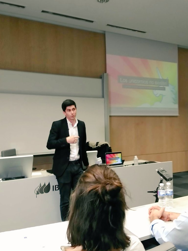 StartComillas's tweet image. @javimaker gracias por volver a @StartComillas y contarnos tu trayectoria en #startcampiberdrola