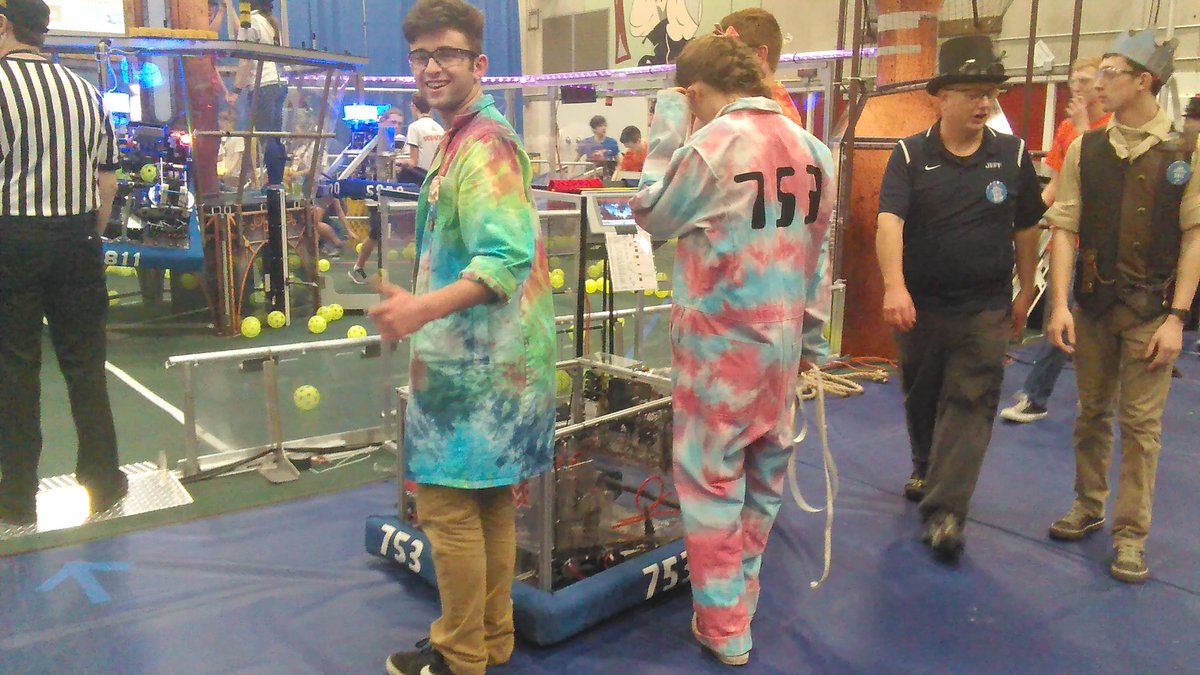 HighDesertDroid's tweet photo. 753 drive team preparing for take off! #omgrobots #cais #firststeamworks #frc753 https://t.co/Vxd0dKGlV1