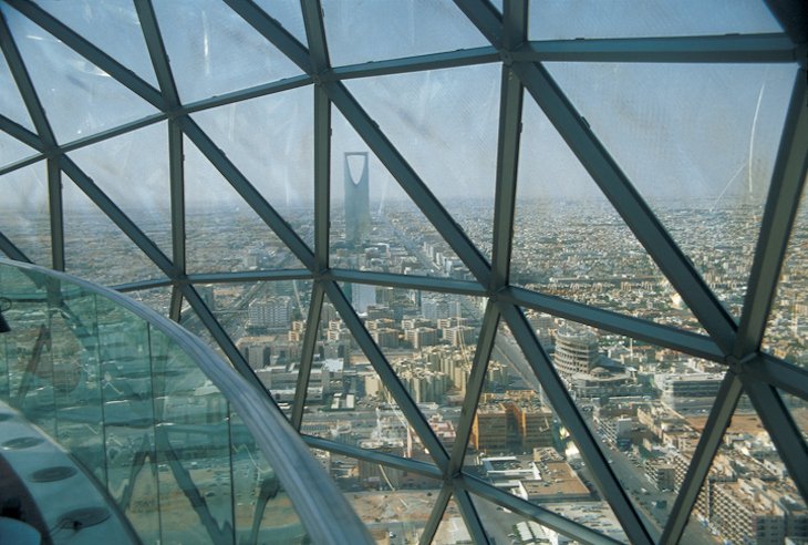 ETFbootcamp's tweet image. Saudi Arabia ETF Falters Following Credit Downgrade $KSA @iShares  @MSCI_Inc   etftrends.com/2017/03/saudi-… #oil #stocks #saudiarabia