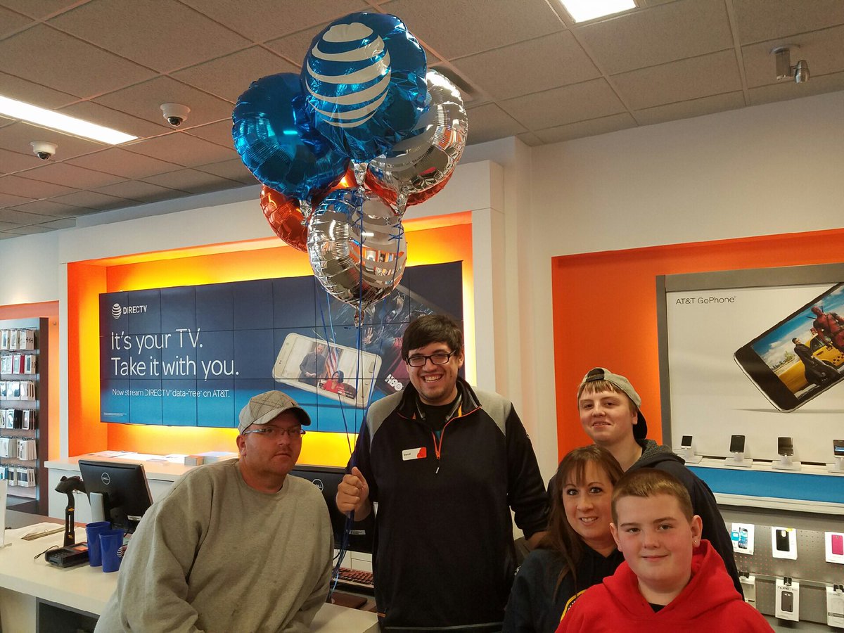 #TingleySmallBizSaturday #WinLocal #WeAreTingley # locking down some CRU on Small Biz Saturday #team Poughkeepsie