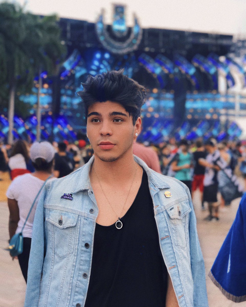 villalobossebas's tweet photo. Ultra 🎆⚡️ https://t.co/rUW2DhA8WN