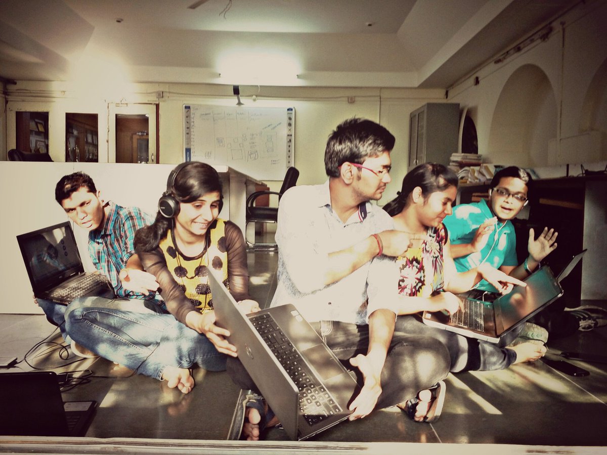 shubhambhirud's tweet photo. @IndiaKaIdea @abhayjere
#TEAMHEXACORE Its all about learning, falling and rising and team work..
#HappyTimes#ExicitedforGrandFinale https://t.co/fC3chrPCC6