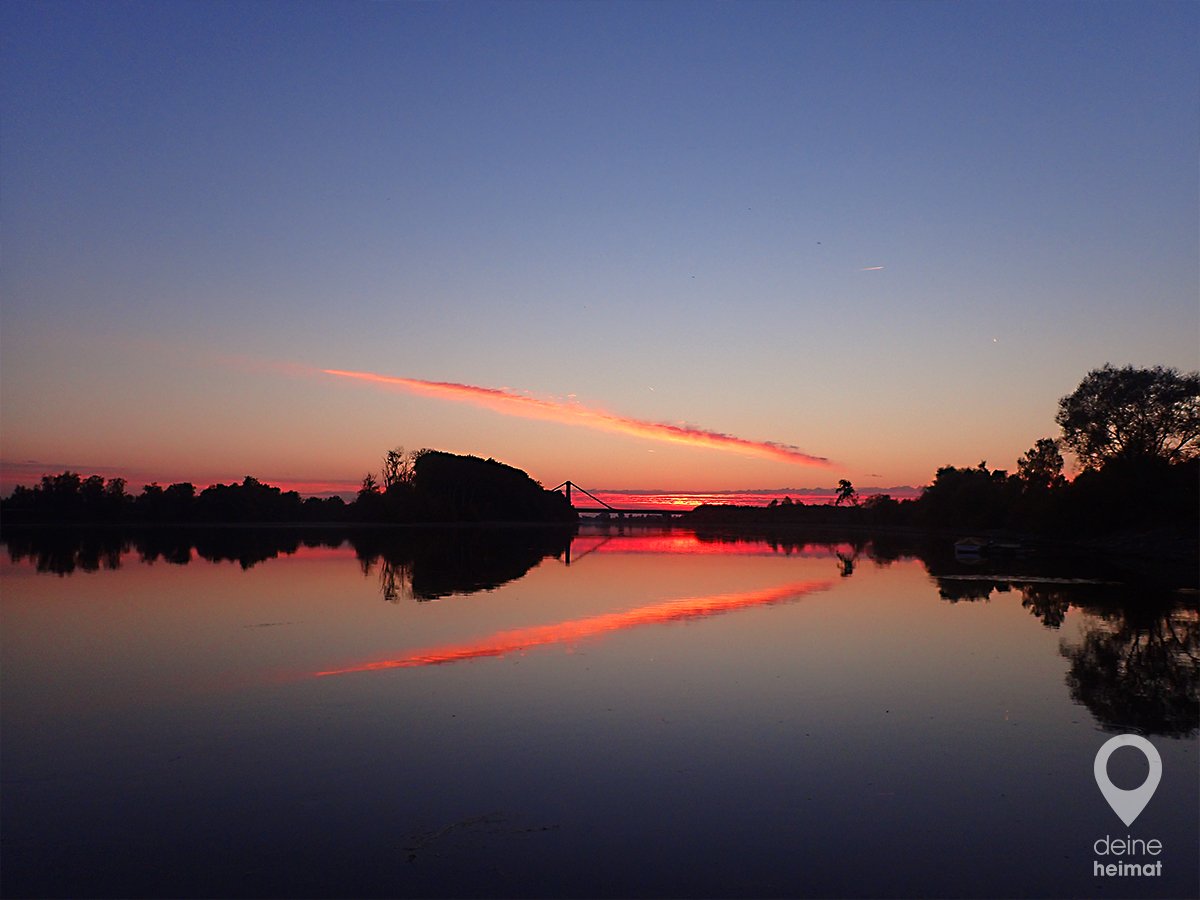 Wen interessieren schon eine Stunde weniger Schlaf bei dem Sonnenuntergang!

#deineheimat #zeitumstellung #sommerzeit #sonnenuntergang #sun