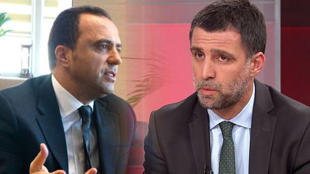 aktif_haber's tweet photo. Hakan Şükür ve Arif Erdem'in kulüpten ihracı oy çokluğuyla reddedildi

https://t.co/2duPY8qvfC https://t.co/zMyyOrufLN