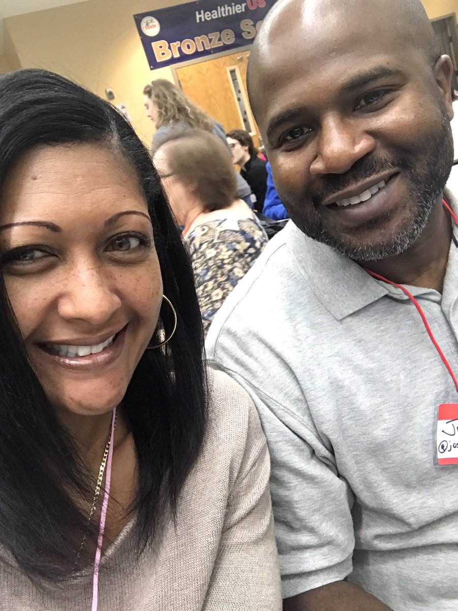 techsup12's tweet photo. Look who I ran n2!! #edcampurban https://t.co/KMbvRpPzIb