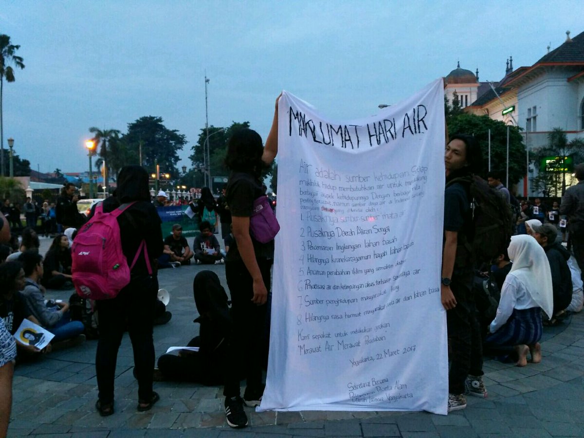 Maklumat Hari Air.  Di 0 km jogja.
#gerakanpecintaalamuntuknegeri