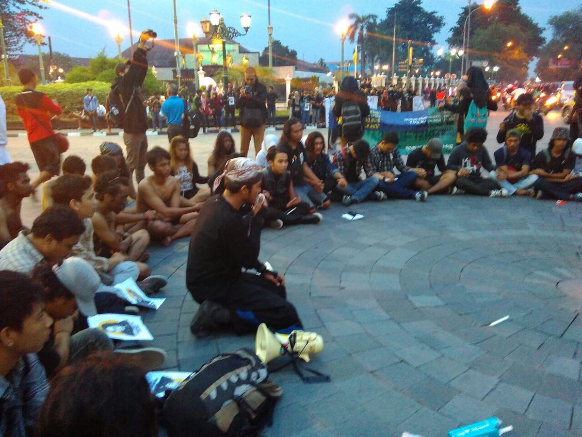 Doa Pecinta Alam Jogja  untuk pejuang dan petani kendeng.. 
#gerakanpecintaalamuntuknegeri