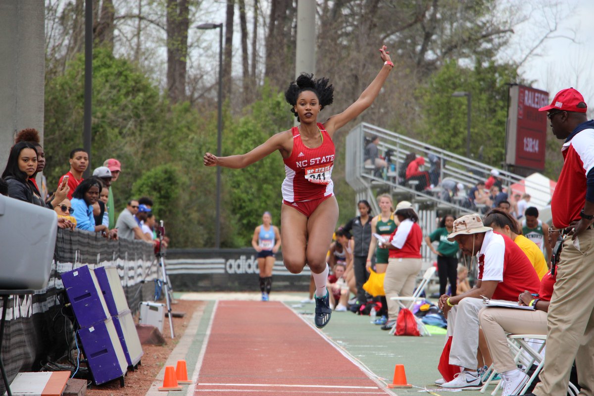 Pack Track Field Javonne Antoine And Amara Bell Both Pr In The Triple Jump Antoine 2nd With A Mark Of 41 4 25 And Bell 3rd With A Jump Of 40 6 25