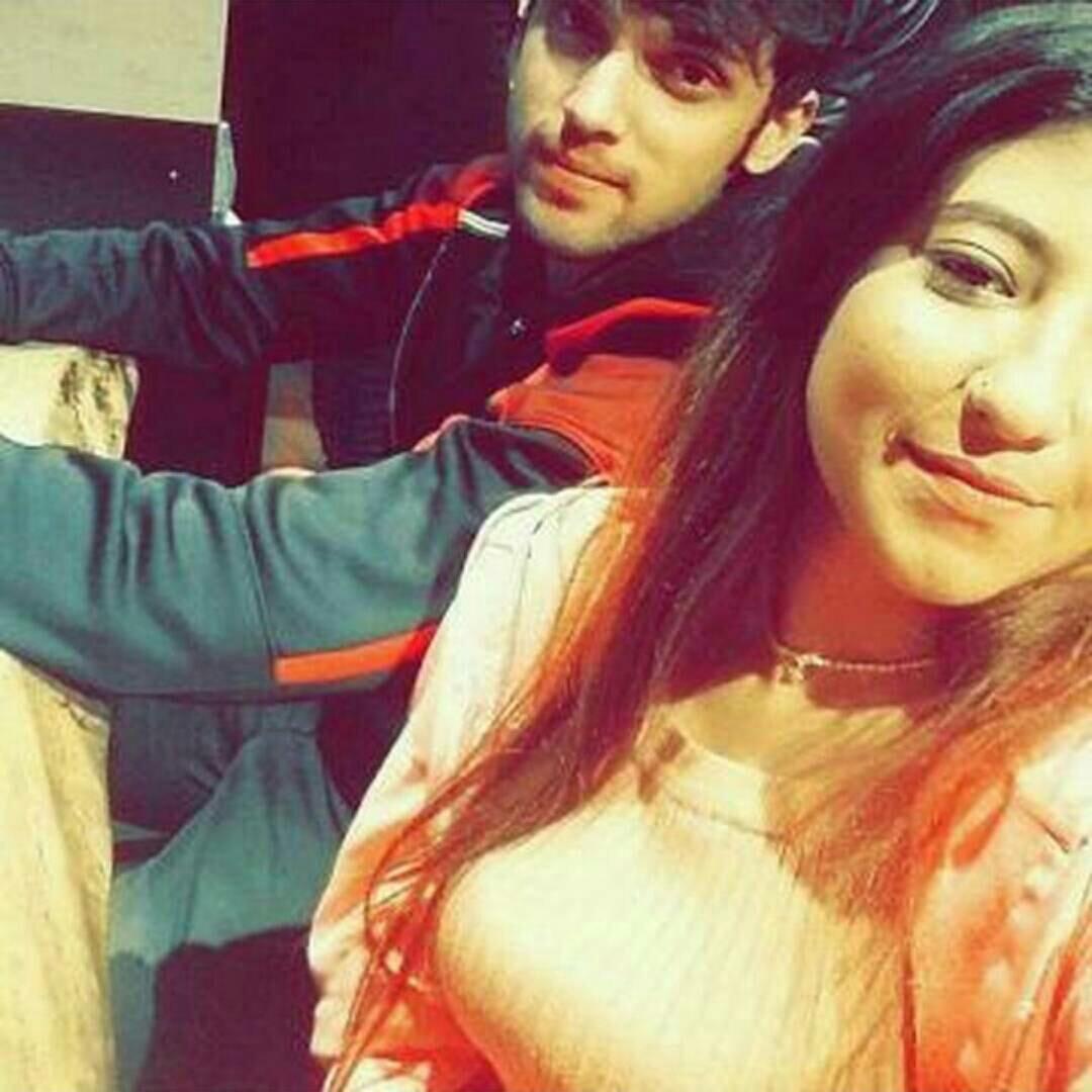 LaghateParth_FC's tweet photo. Parth Samthaan with a Fangirl βΊβΊ
He is such a sweetheart ππ
#FansDiary #Fanfie #Parthian
Cto https://t.co/fAUZHvcepr