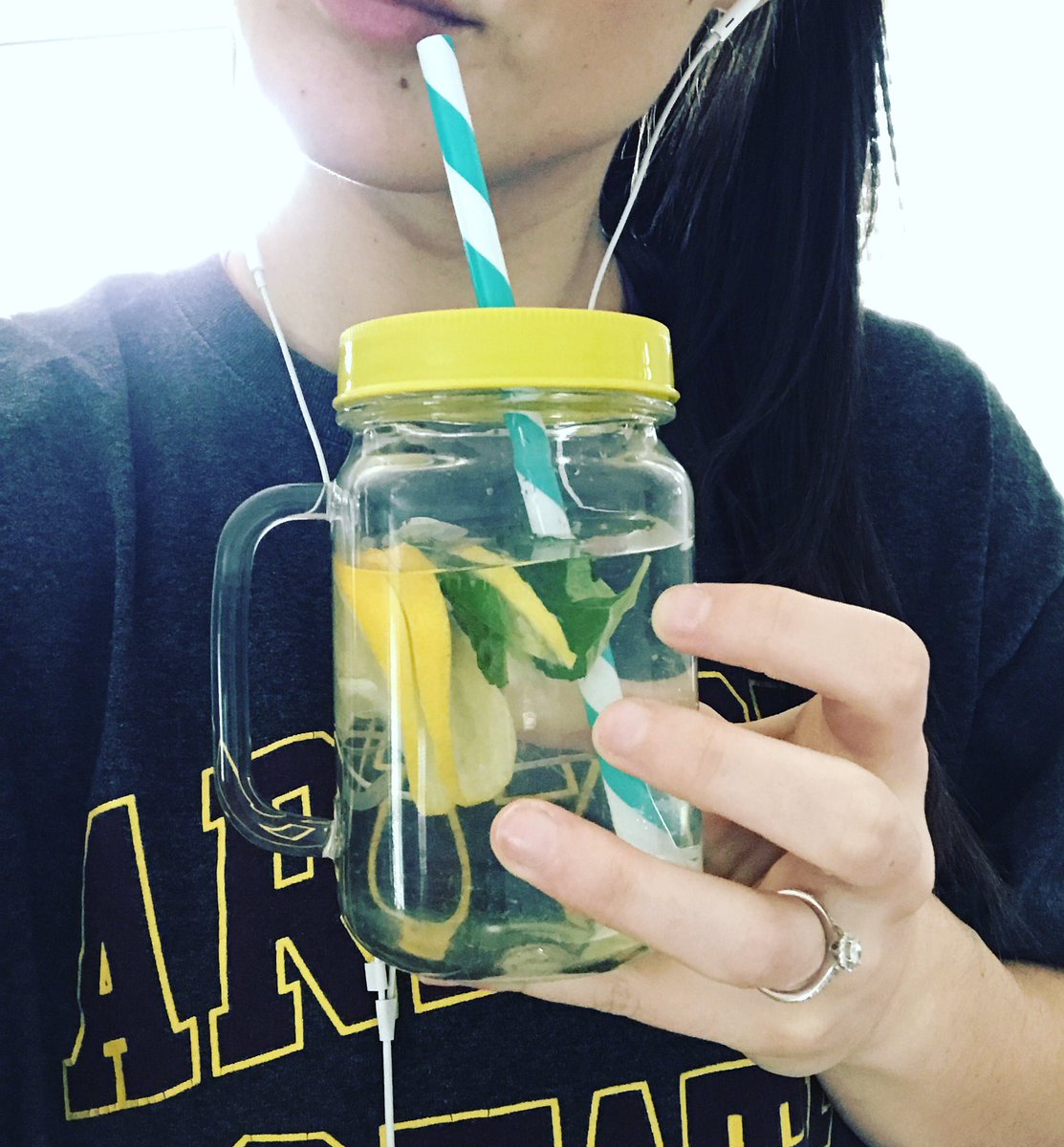 CoachRach24's tweet photo. Getting on this kick of drinking water with 🍋 &amp; mint every morning! So far...... Delicious. #GettingReadyForTheWedding #IPreferMimosasThough https://t.co/JfnVgi9vAY