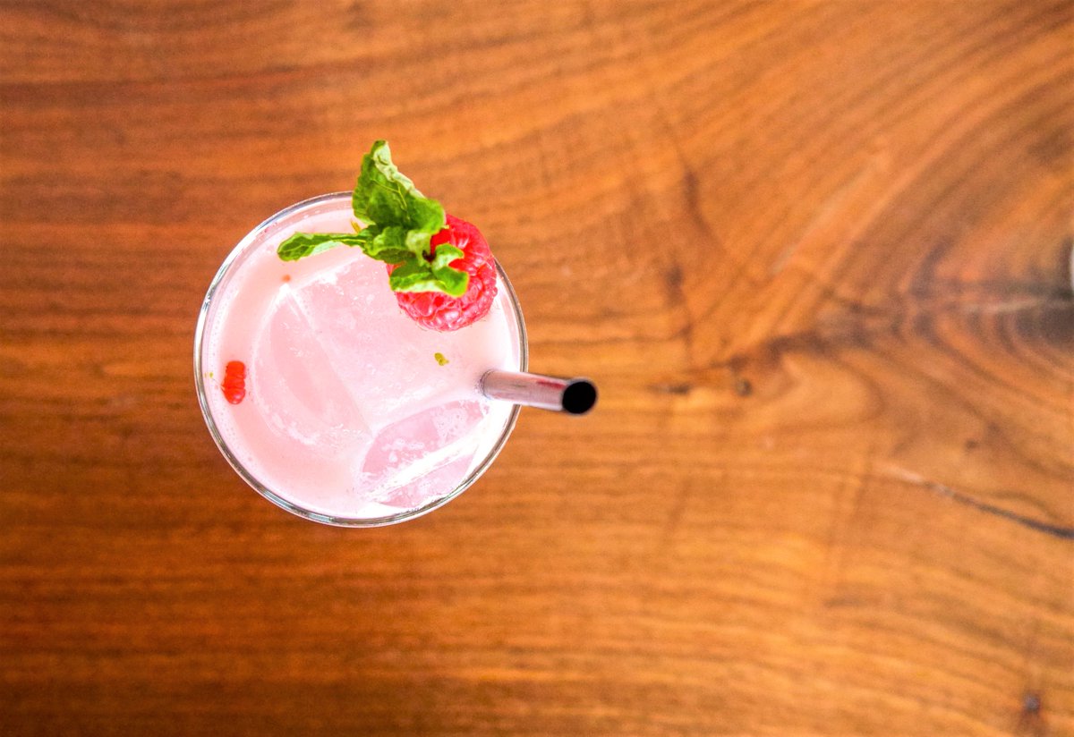 You've had a long day...sit back, relax, and have a drink. You deserve it 🍹 #Happyhour every day from 3-7pm or 10-2am | #Mexx32