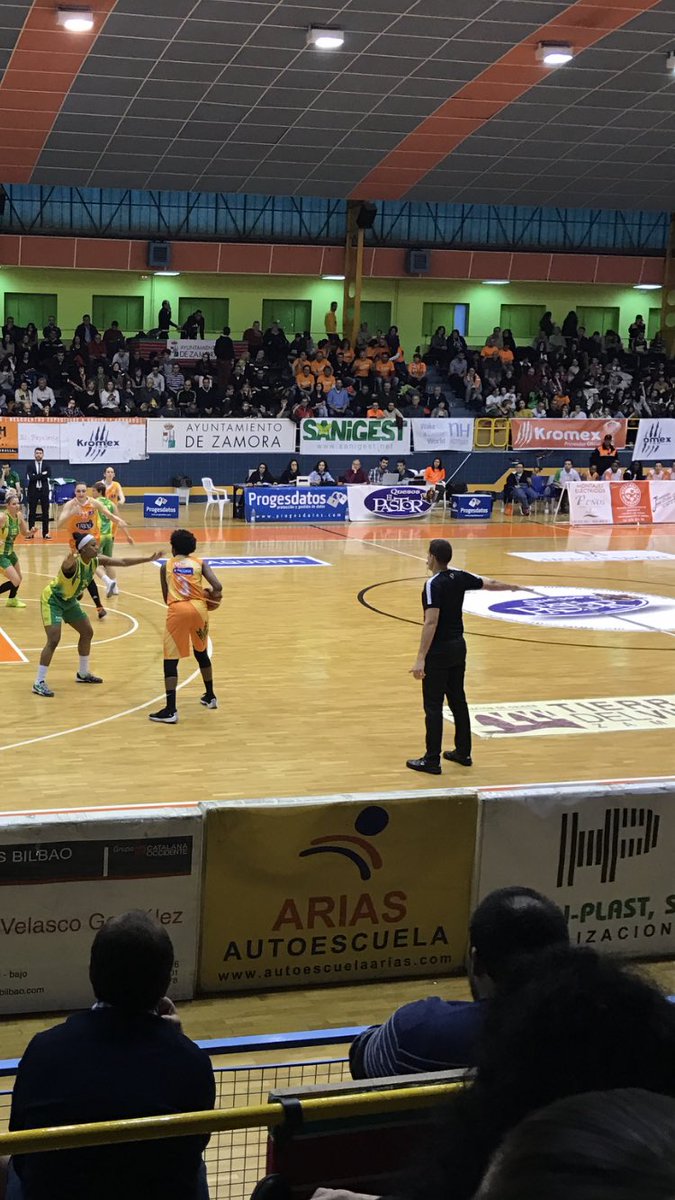 AutoAriasZamora's tweet photo. ¡¡ Vamos !! @cdzamarat #AutoAriasDeporte #Zamora https://t.co/emTRVGNciS