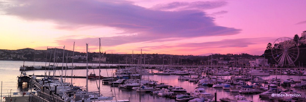 Sundown on the last day of wintertime - #Torquay 250317 
#britishsummertime #springforward 
<a href="/BoostTorbay/">Boost Torbay</a> <a href="/Torbay_Hour/">#TorbayHour</a> <a href="/EnglishRiviera/">English Riviera</a>