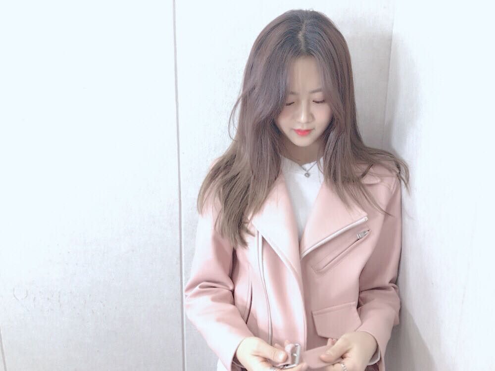 underratedggpix's tweet photo. bestie ☆ hyeyeon https://t.co/cZcBLRcVB8