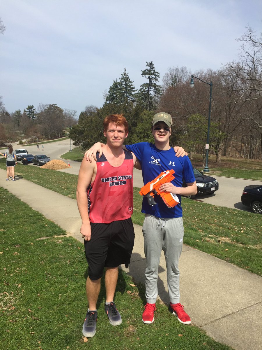 GeeberFever's tweet photo. Fresh off the big game, Bates Crowther pounces on an unsuspecting Brad Orourke (RRMT) @Bombernerf17 #GeebsAllAround https://t.co/fbnPMz7mih