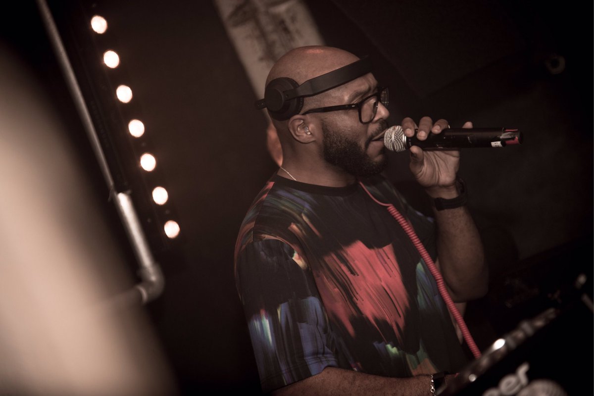 ItsOfficialNA's tweet photo. @mistajam @XOYO_London #Jampacked https://t.co/DXACDrzKw9