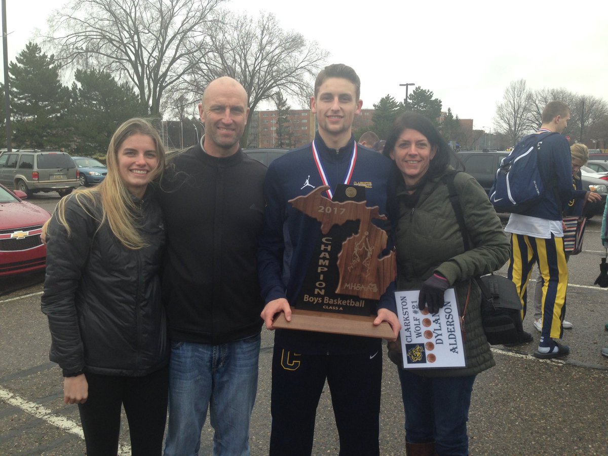 Jmalenich's tweet image. Couldn't be happier for @DylanAlderson All the hard work and sacrifices paid off! #StateTitle