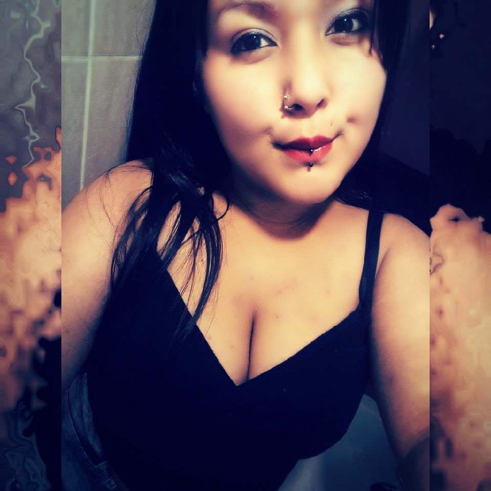 luciadealva's tweet photo. #NuevaFotoDePerfil https://t.co/Qgz5AaB8Ph