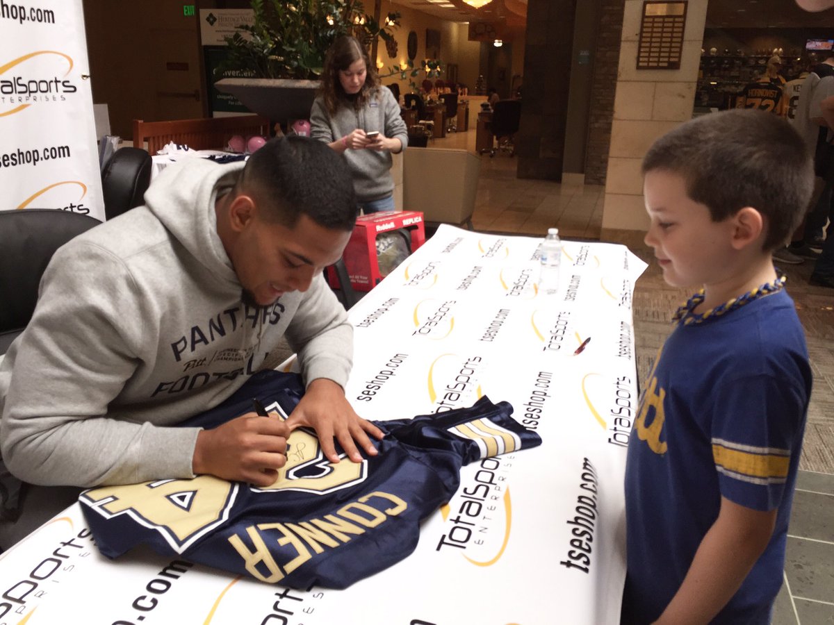hailpitt95's tweet photo. Little guy was on cloud 9 today meeting the legendary @JamesConner_  Good luck to a great role model in his NFL journey!  #H2P #Connerstrong https://t.co/FATpbbLL8B
