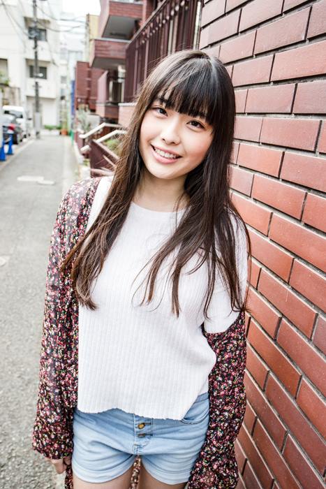 城丸香織 フェイクニュース 名字が同じで2年間留学って ま さ か 箱に待望の母娘タレント誕生ですか と ひっそりこっそりほくそえんでたら 早々と改名したみたいで まあ妄想の続きは 後にとっておくのも一興 なんちゃって T