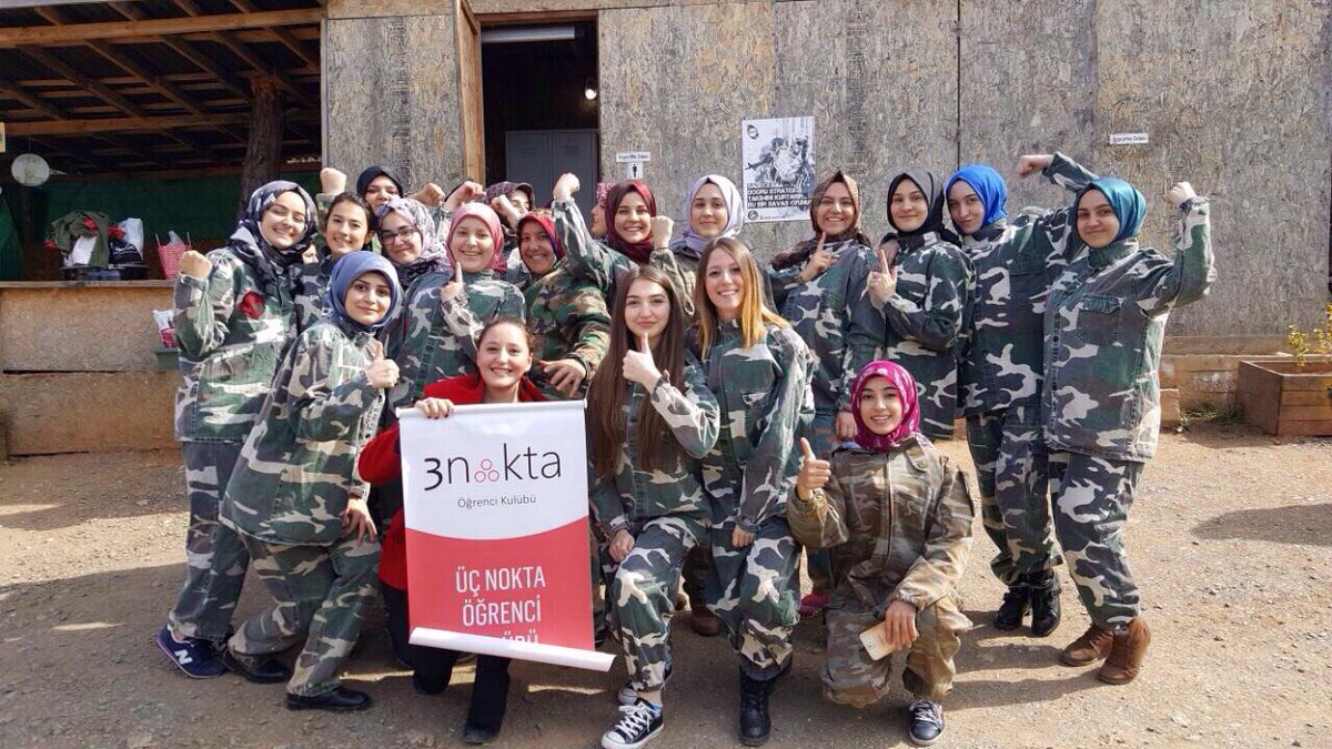 Bir etkinliğin daha  sonuna gelmiş bulunmaktayız👏🏻 Bugün paintballda çok eğlendik.Bizi yalnız bırakmayıp gelen dostlarımıza teşekkür ederiz.