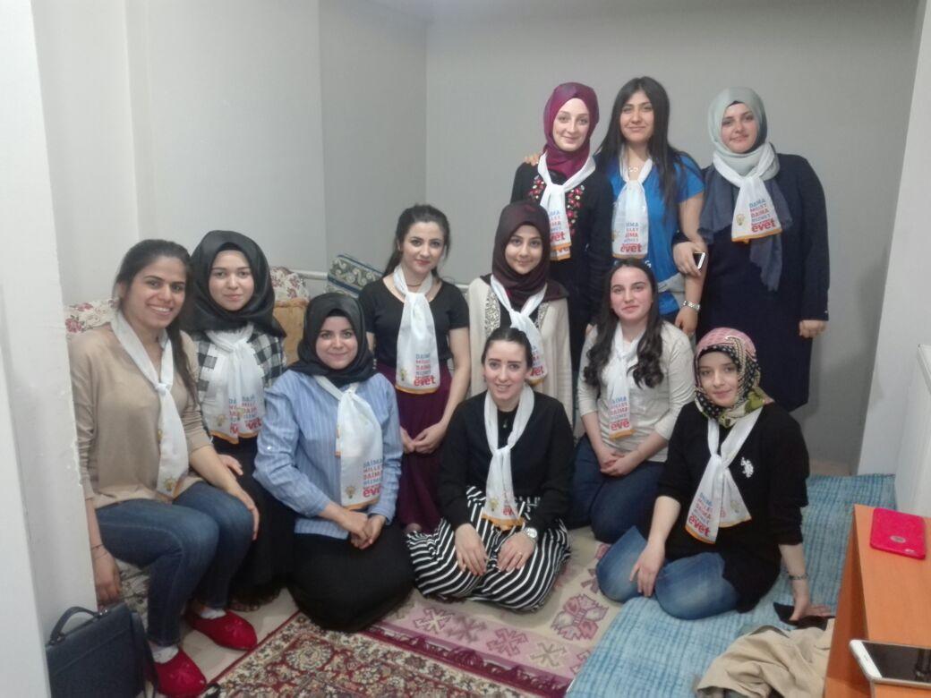 MKYK Üyemiz Dicle Gülen Öner hanımefendi ile ev ziyaretimiz.