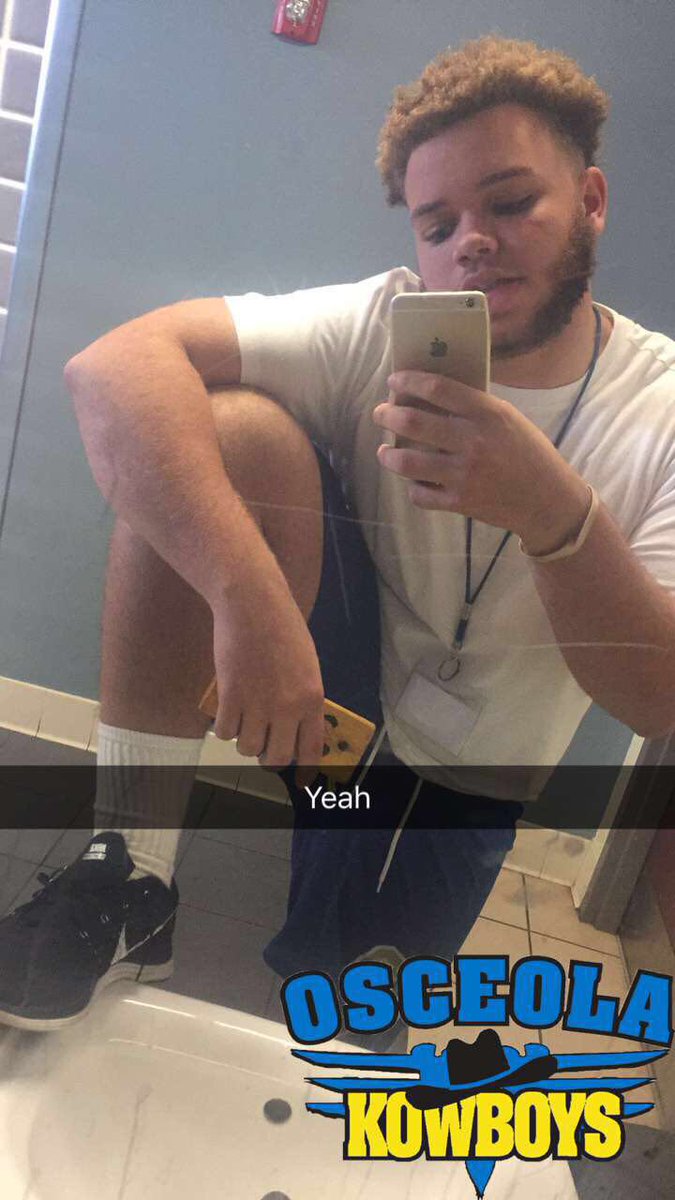Mccoy15k's tweet photo. More then qualified for #BigGuyTwitter 6'1 260🤷🏼‍♂️ https://t.co/6ZKePpyKHx
