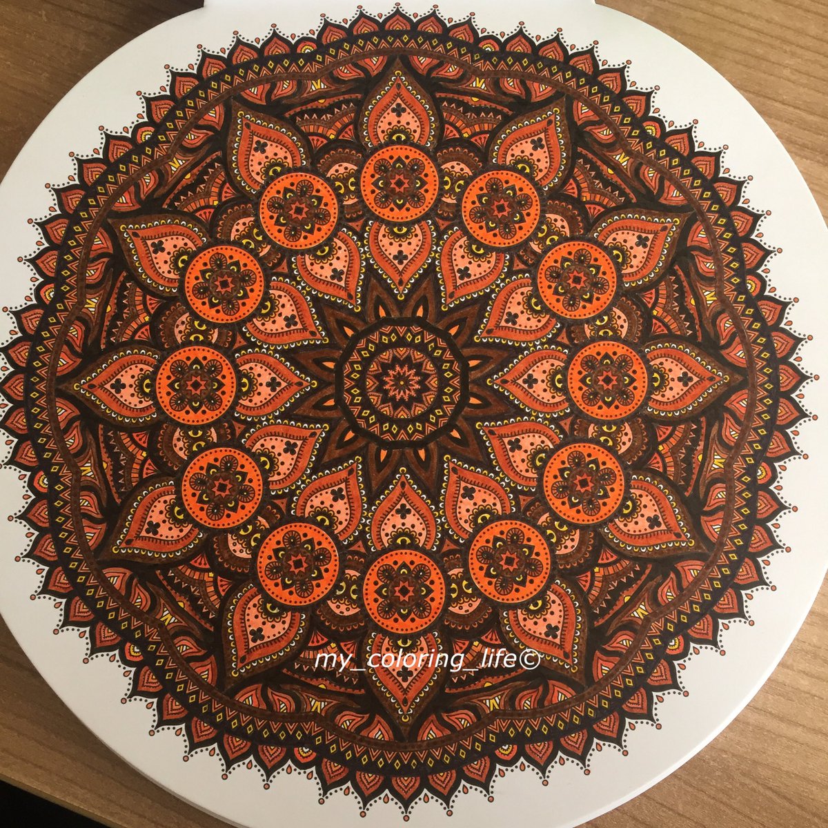 #retro #mandala #stabilo #stabilopens #mandalamagic #ColoringBook #coloring #adultcoloring #magiccoloring #my-art #my_coloring