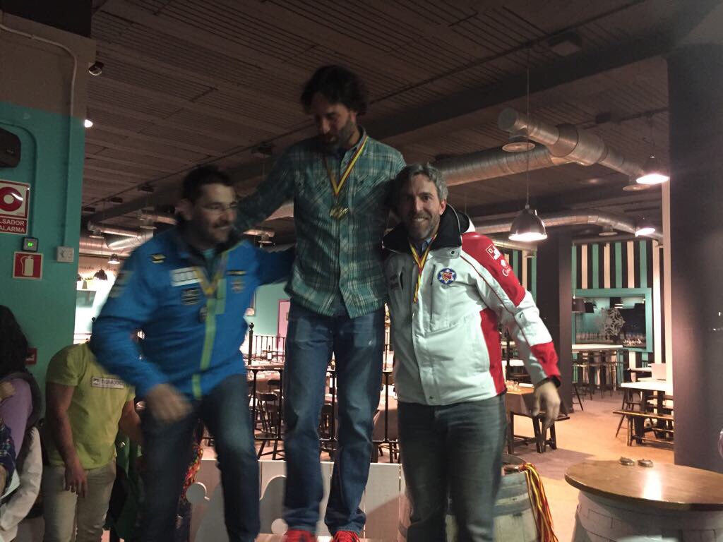 Enhorabuena <a href="/esepepo/">esePepo</a> por ese bronce en el Slalom de los Ctos de España Masters de <a href="/AramonFormigal/">FORMIGAL (Aramon)</a>. Mañana a por todas de nuevo #gogomaf