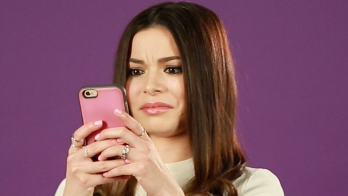 MIRANDARATCHET's tweet image. When you're scrolling down your twitter feed and see Miratchet tweeting again...