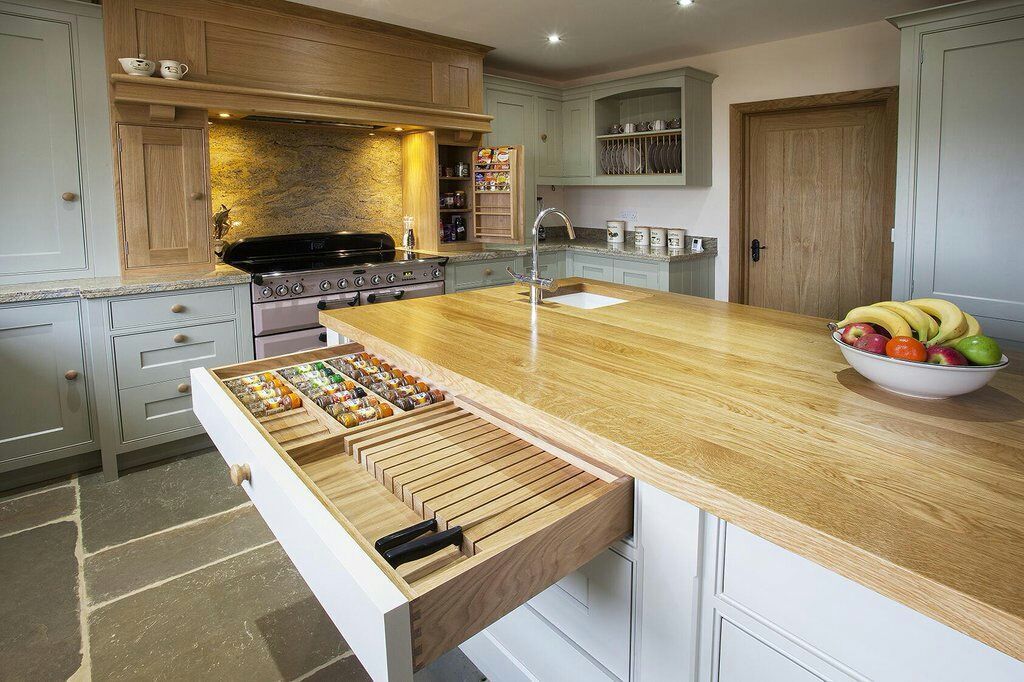 stylekitchensuk's tweet photo. #Cookinstyle with our fully-customisable kitchen designs! Come see our showrooms on #KingsLynn High Street and #Radlett #Herts! #LoveStyle https://t.co/ePN8v6Jtbq