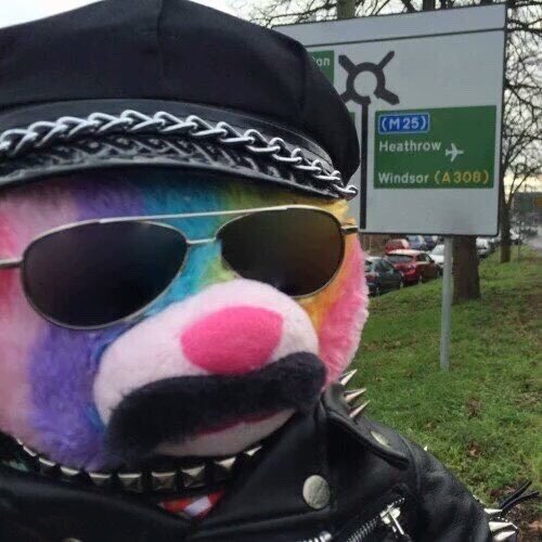 SexAtOxbridge's tweet photo. M25 https://t.co/WYn7mZNVuj