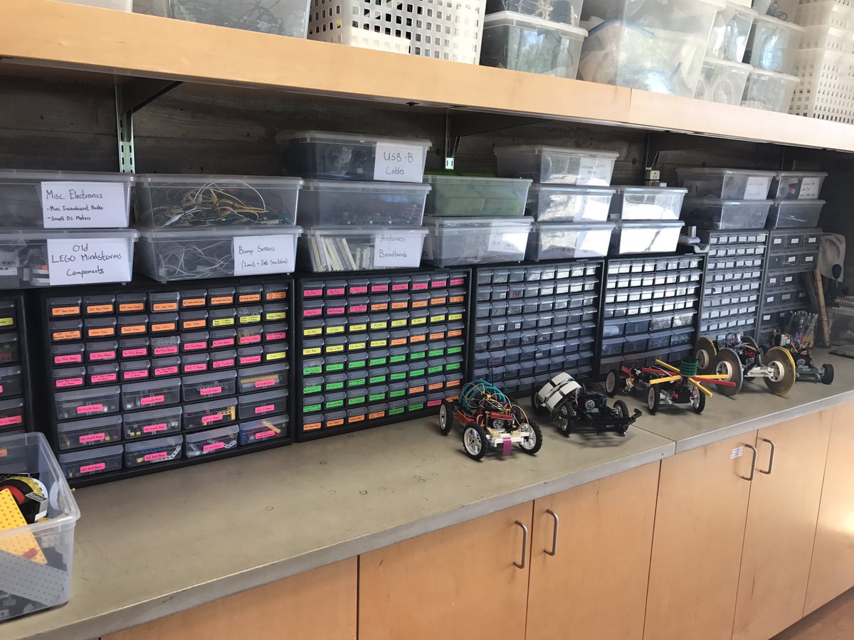 amysbayani's tweet photo. At the energy lab at @HawaiiPrep amazed at their program and robotics organization. Great things happening here! https://t.co/2OJq7KY46M