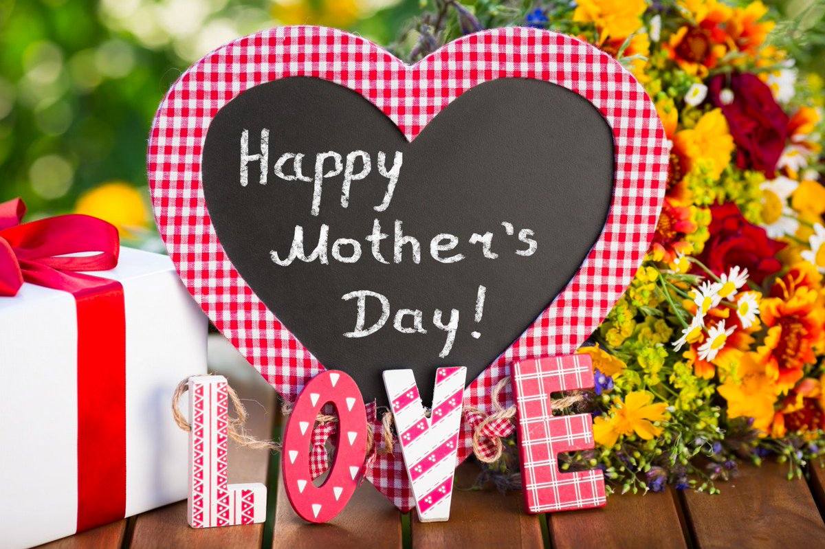 Prettynpinkni's tweet photo. Happy Mother’s Day to all the AMAZING mums out there!
https://t.co/qR0cx7DVmz
#HappyMothersDay #SupportPrettyNPink #BreastCancer https://t.co/5Wzq2jxIA0