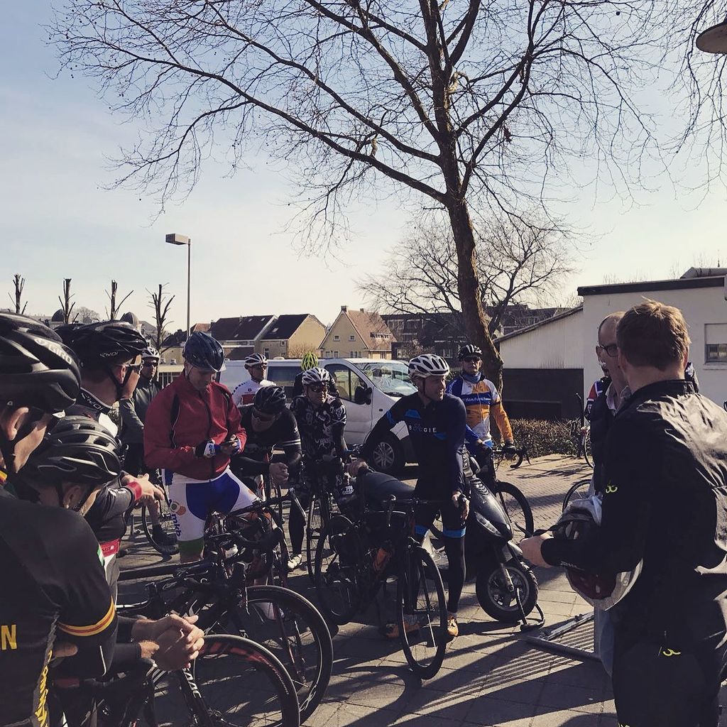 FietscafeVburg's tweet photo. @raborotterdam had a really great time with @36cycling and @michaelboogerd! #lus3 #springr… https://t.co/xmBTC9pyHK https://t.co/fVSEpmJDAQ