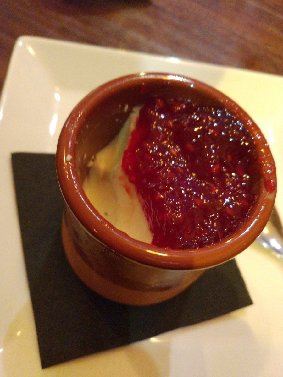 julenperu's tweet photo. #etxeku #postrea https://t.co/mnhGHgtecn