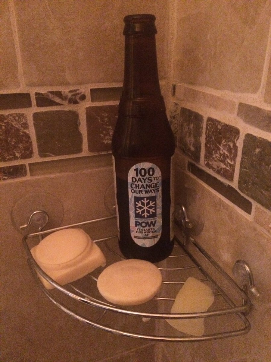 ShhGrrPlumFairy's tweet photo. #showerbeer #washinganddrinking #daydrinking #newbelgium #bluepaddle #pilsner #avl #asheville #howwedo https://t.co/JldZPTvNot