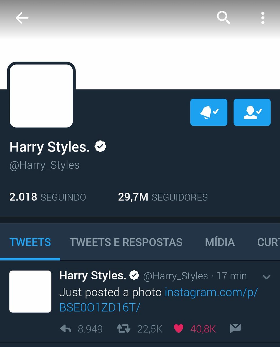 1Directetiver's tweet photo. Harry tirou tudo de sua bio, incluindo o link relacionado à One Direction.
HS1 está próximo, amores.//SM https://t.co/LtAhCD6dKs