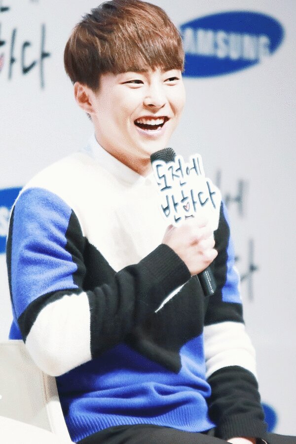 yer_ii's tweet photo. #HappyXiuminDay 
#시우민생일축하합니다 
#시우민생일 

笑顔が可愛いしうちゃん、男らしいしうちゃん、かっこいいしうちゃん、だいすきです、もう28だなんて、信じられない、もっと若く見えるよ…😹💛
しうちゃん、センイルチュッカヘ、サランへ、、❤ https://t.co/TlEBbrSPEU