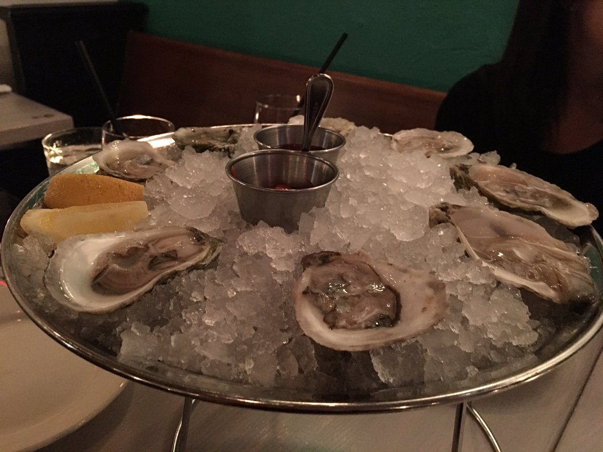 JennyWCVB's tweet photo. Before...and after. New land speed record. So happy @FranklinOyster. #keepvacationgoing https://t.co/tfXKPVAmLK