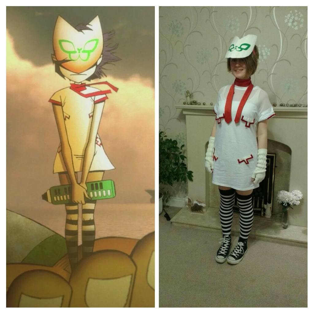 Alidonasaurus's tweet photo. Went to @MCMComicCon last weekend dressed as Noodle just in time for new @gorillaz music! Even met some fellow Gorillaz fans :D #Humanz https://t.co/BtDgk6ZDYE