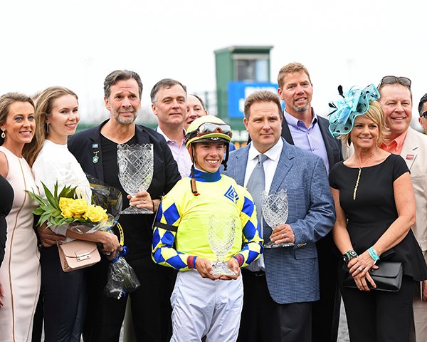 BH_AEberhardt's tweet image. #FastAndAccurate by #Hansen wins G3 @JACKCincyCasino #Spiral @TurfwayPark for Dr. Kendall Hansen @trainerMMaker @Tyler_Gaff up #KissinGround