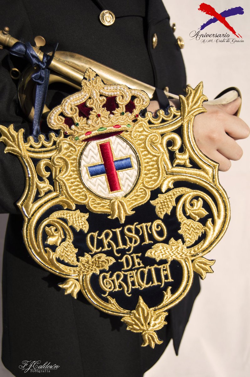 SSantaCordoba's tweet photo. [Estrenos] Así es la nueva imagen de @AMCRISTODGRACIA.

- Uniformidad completa.
- Banderín y mástil.
- Mantolín para la cornetería. https://t.co/auna6Y2xQR