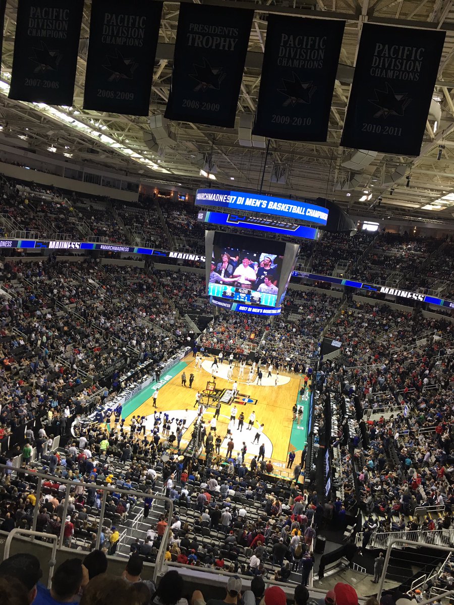 20 more minutes... #RollZags