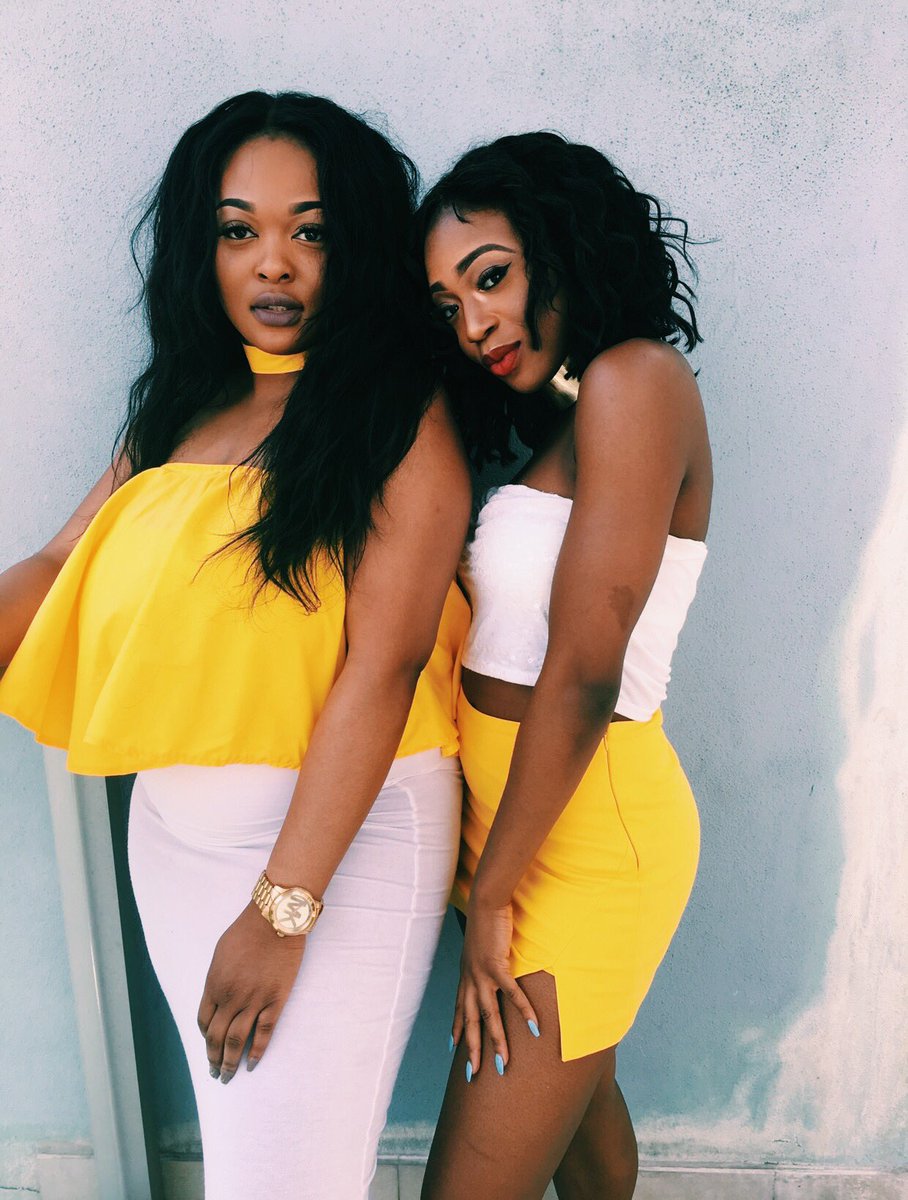 OmooYORUBA's tweet image. Melanin In Yellow✨