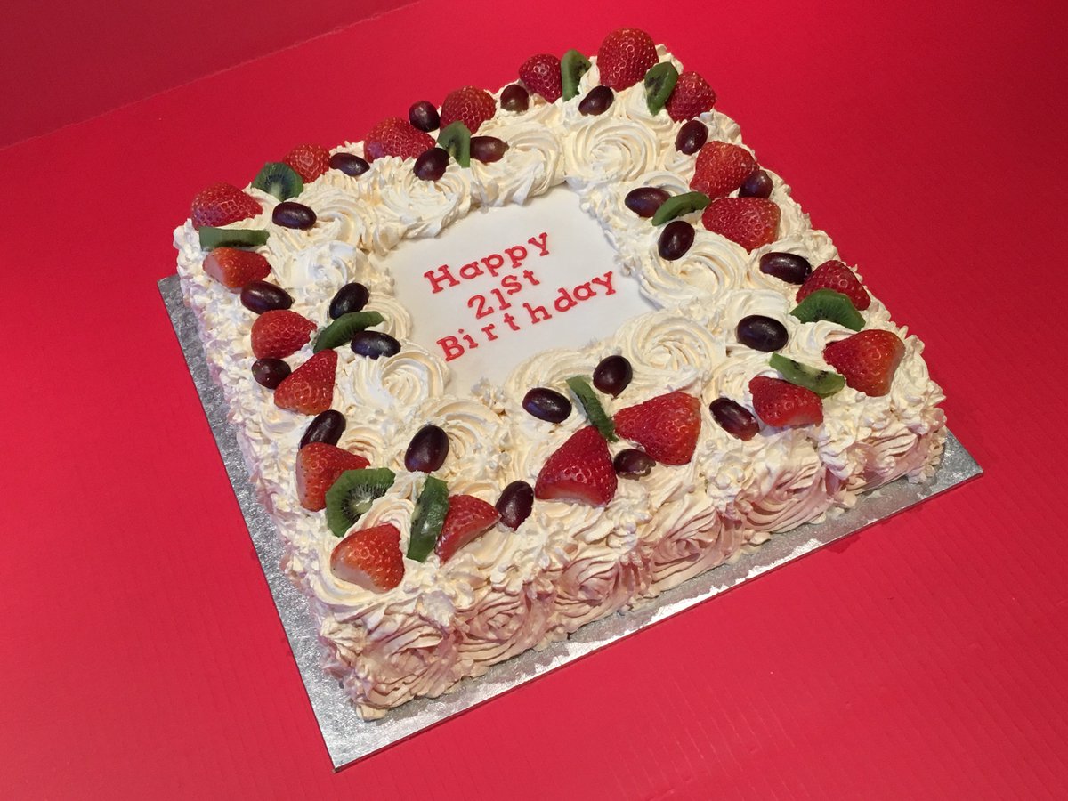 TheCakeologists's tweet photo. Lots of #cake for Shreena's #birthday including a #blackforestcake, #classicvanillacake and a special #veganredvelvetcake! #cakeforall https://t.co/zwJjcUMdy7