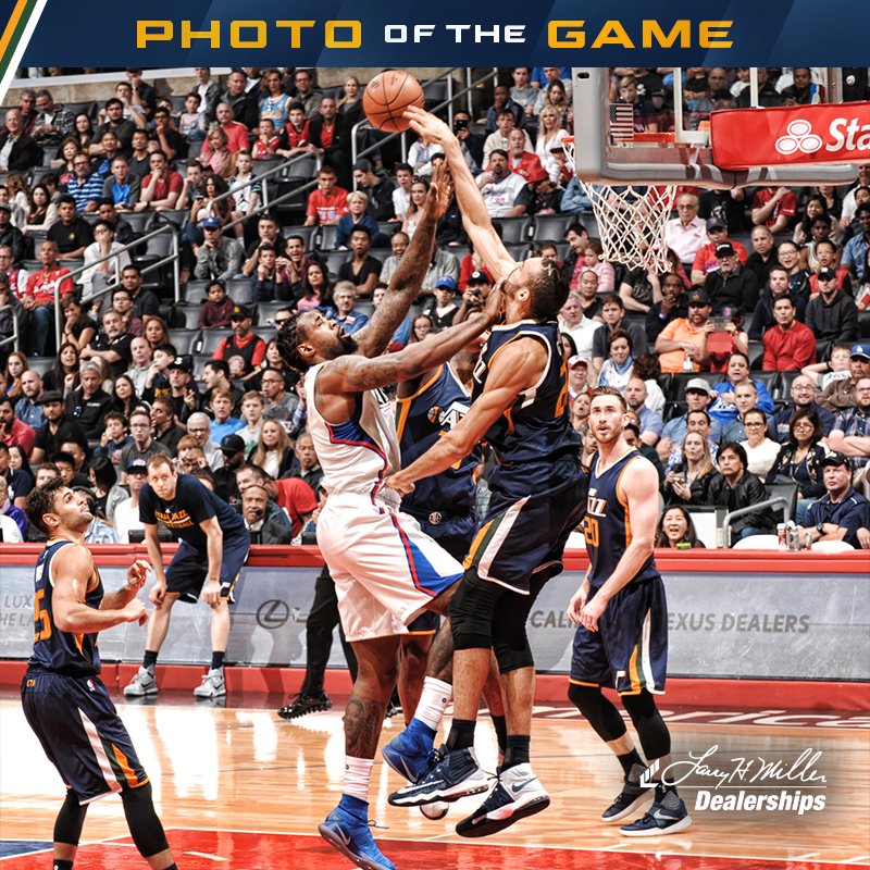 Rudy Gobert has at least one block in 41 consecutive games. #DPOY 🖐  #TakeNote https://t.co/5dQJ71kkI6
