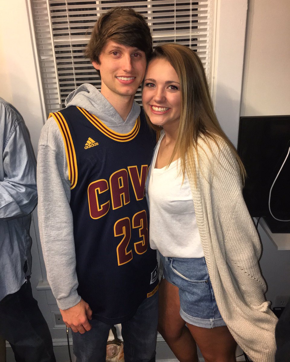 no special reason why i'm posting this. shoutout to my girlfriend for being the best girl out there!! i appreciate you ❤️