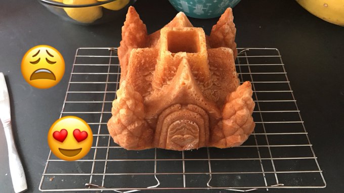 Today's bake: lemon cake 🍋 https://t.co/RCenc4WVUQ<a href="/tag/pokemongo"class="tags"><span>#pokemongo</span></a>